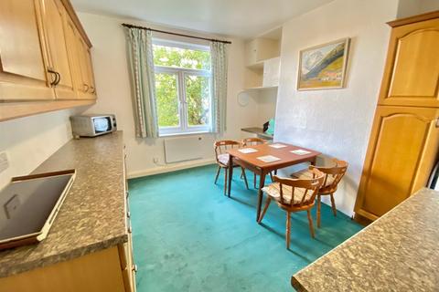 569 Wakefield Road, Huddersfield, HD5 9XW