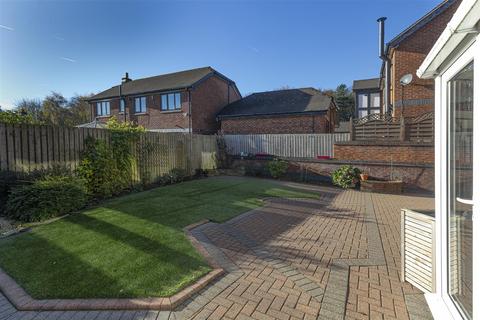 4 bedroom detached house for sale, Fulneck Close, Fixby, Huddersfield