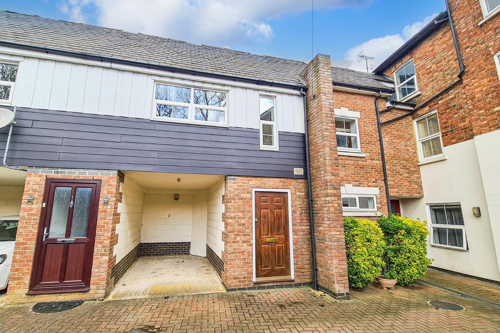 Shillingford Mews, Grove Road, Leighton Buzzard 1 bed duplex for sale