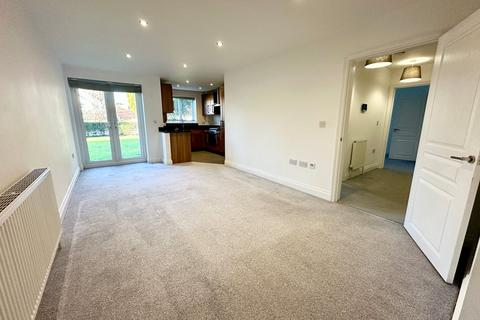 2 bedroom apartment to rent, Gresham Road, Staines-upon-Thames, TW18
