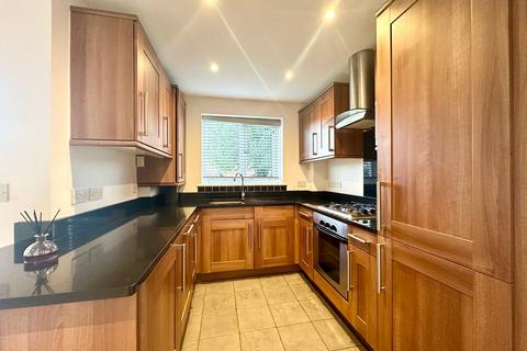 2 bedroom apartment to rent, Gresham Road, Staines-upon-Thames, TW18