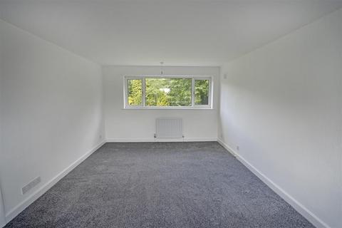 4 bedroom detached house to rent - Dunsmore Grove, Solihull