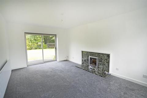 4 bedroom detached house to rent - Dunsmore Grove, Solihull