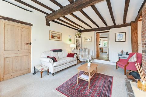 2 bedroom cottage for sale - The Street, Boxgrove