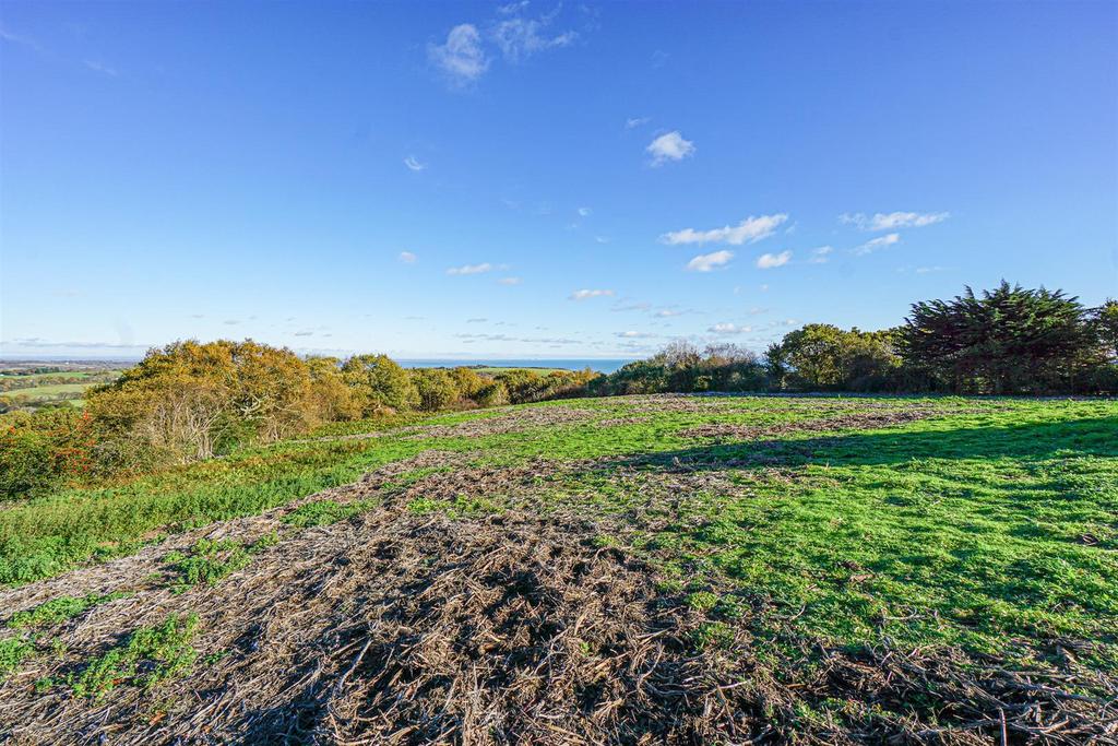 Battery Hill, Fairlight Land £200,000