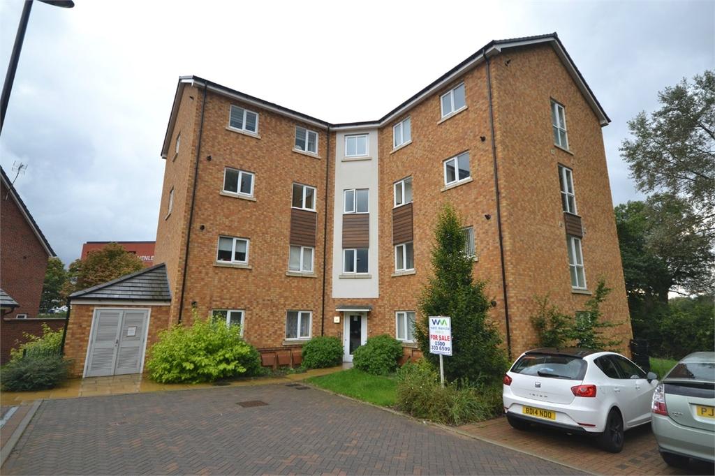Kingfisher Close, Bell Green, COVENTRY, West Midlands 2 bed flat £81,950
