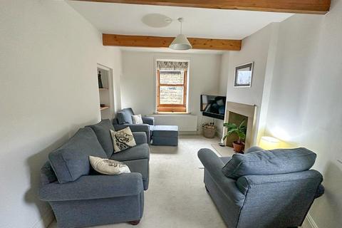 11 Albert Square, Silsden, Keighley, BD20 0EQ