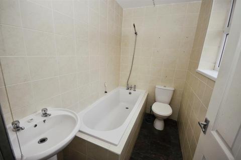 2 bedroom terraced house for sale, Rose Avenue, Airlie Street, Hull