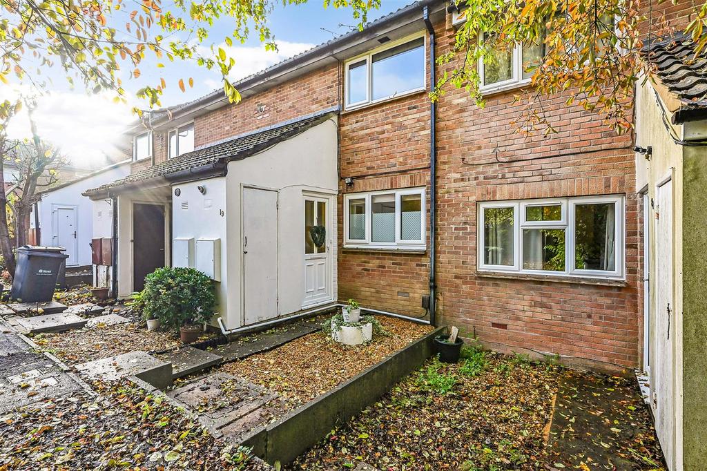 Nerissa Close, Waterlooville 1 bed flat for sale £180,000