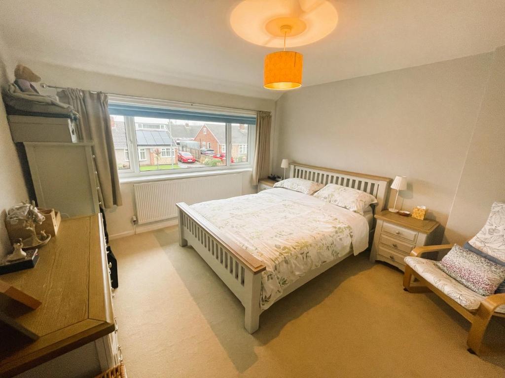 Bed 1.JPG