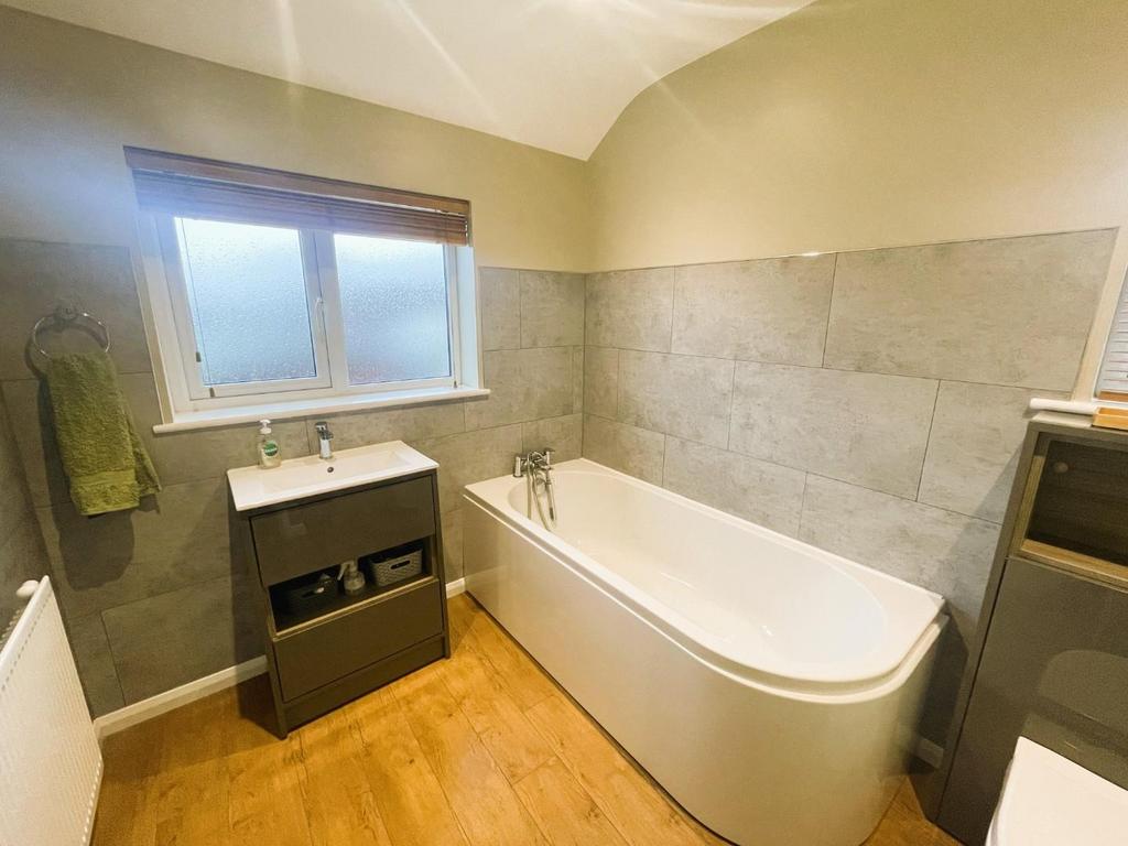 Bath (1).JPG