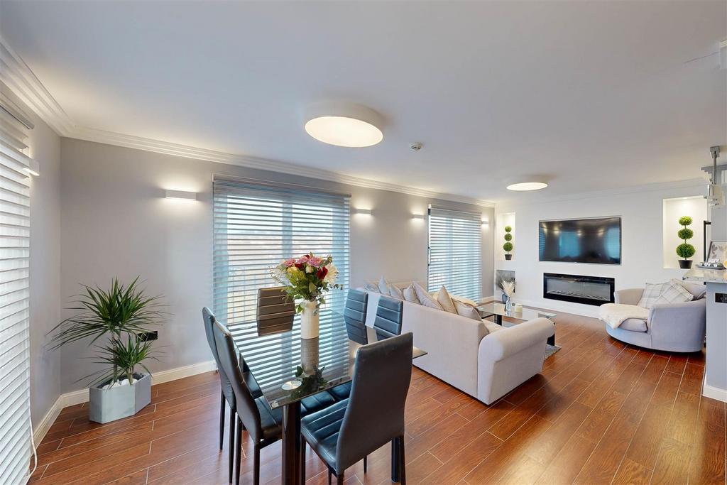 Jeanfield Road, Perth 2 bed flat for sale £177,500