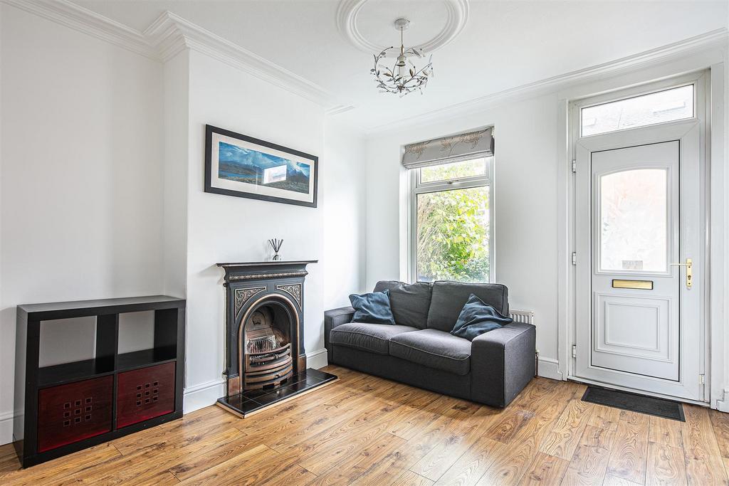 Leamington Street, Crookes, S10 3 bed terraced house for sale £240,000
