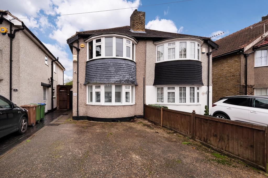 Brixham Road, Welling, DA16 3 bed semidetached house for sale £450,000