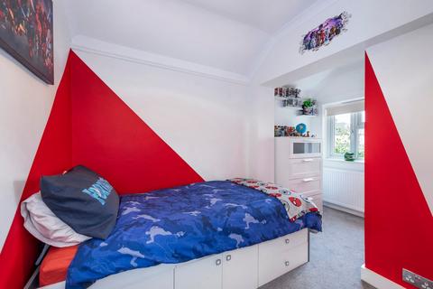 44 Brixham Road, Welling, DA16 1EQ