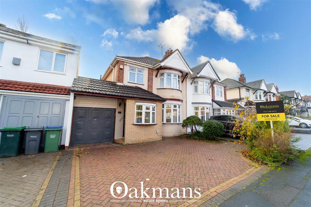 Edward Road, Oldbury 3 bed semidetached house £320,000