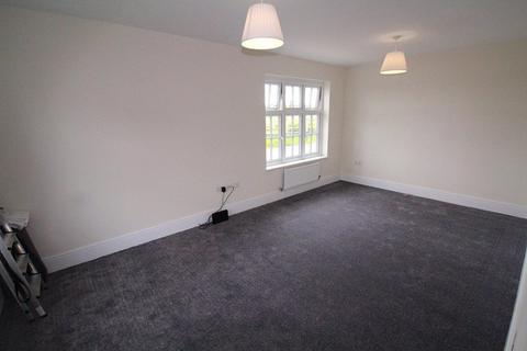 3 bedroom detached house to rent - NEAR BIRCH ROAD