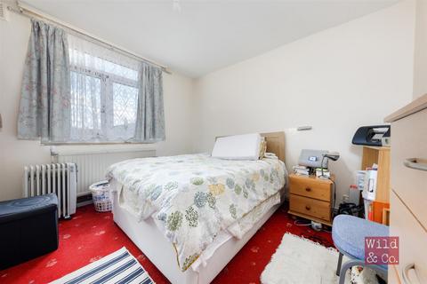20 Blackwell Close, London, E5 0TA