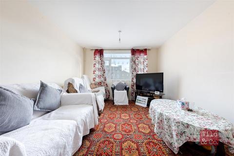 20 Blackwell Close, London, E5 0TA