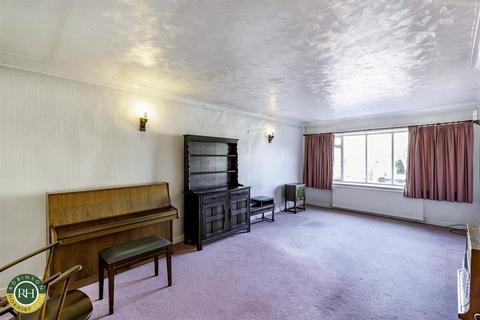 17 Stonecross Gardens, Doncaster, DN4 6QE