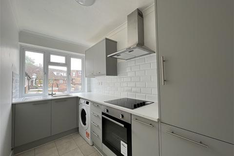 2 bedroom flat to rent, Harpenden AL5