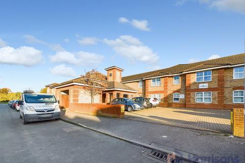 1 bedroom ground floor flat for sale - The Turrets, West Lane, Sittingbourne, Kent, ME10 3TU