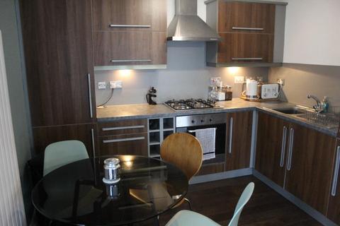 2 bedroom flat to rent, Barrland Street, Pollokshaws, Glasgow, G41