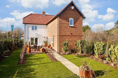 4 bedroom detached house for sale - The Havens, Ashford Road, St. Michaels, Tenterden, Kent