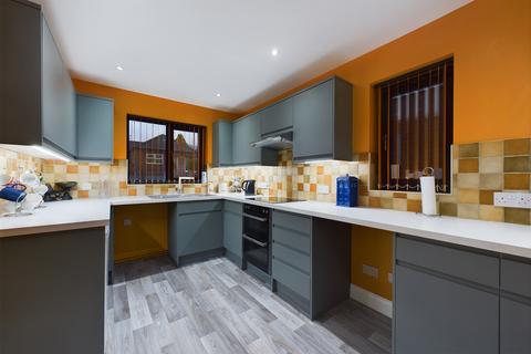 4 bedroom detached house for sale, Park Road, Boxmoor, HP1