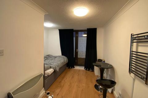 1 bedroom flat for sale - Flat 1 Aldersgate Court, 30 Bartholomew Close, Barbican, London, EC1A 7ES