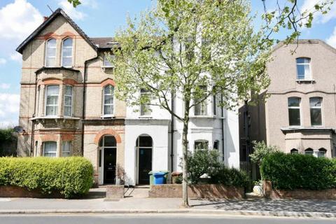 1 bedroom flat to rent, East Dulwich Grove