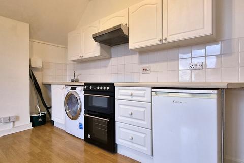 1 bedroom flat to rent, East Dulwich Grove
