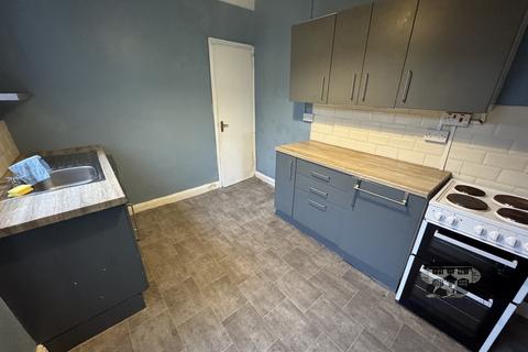 3 bedroom terraced house to rent, Oak Street, Tonypandy, Rhondda Cynon Taff. CF40 2DT