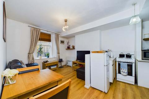 1 bedroom flat for sale, Union Street, Torquay