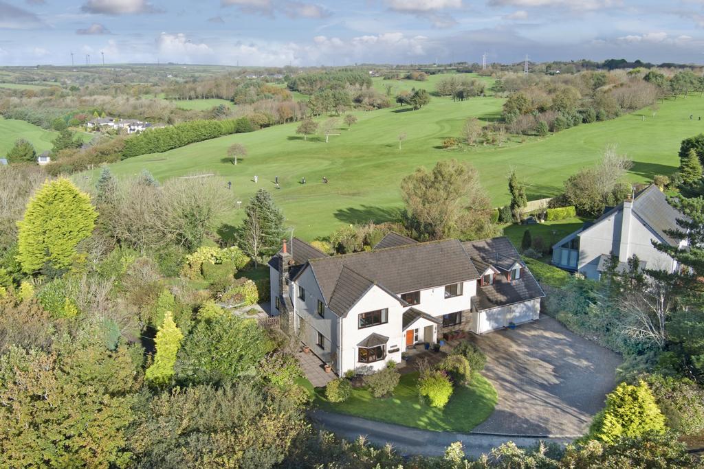 Bowood Park, Lanteglos, PL32 5 bed detached house for sale £795,000