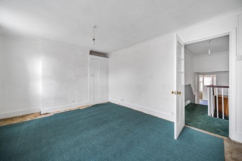 21 Hassendean Road, London, SE3 8TR