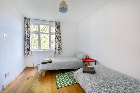 2 bedroom flat to rent, Woodhurst Road, Acton, London, W3