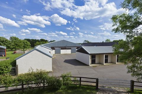 6 bedroom equestrian property for sale - Bury St Edmunds IP30