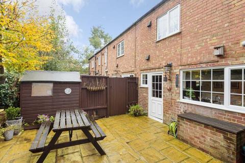 2 bedroom terraced house for sale, Kennet Place,  Newbury,  RG14
