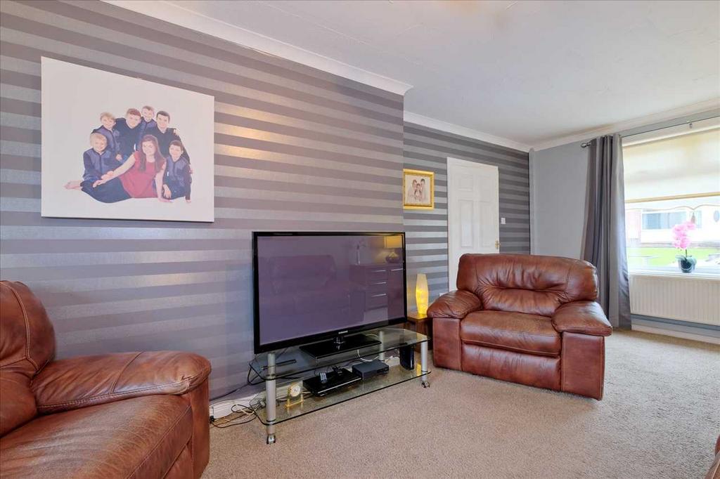 Nethan Place, Hamilton 2 bed terraced house for sale £99,995