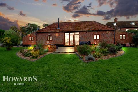3 bedroom barn conversion for sale - The Pump House Viewpoint Mews, Beccles NR34 8EX