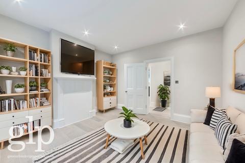 2 bedroom apartment to rent, Mercer Street WC2H