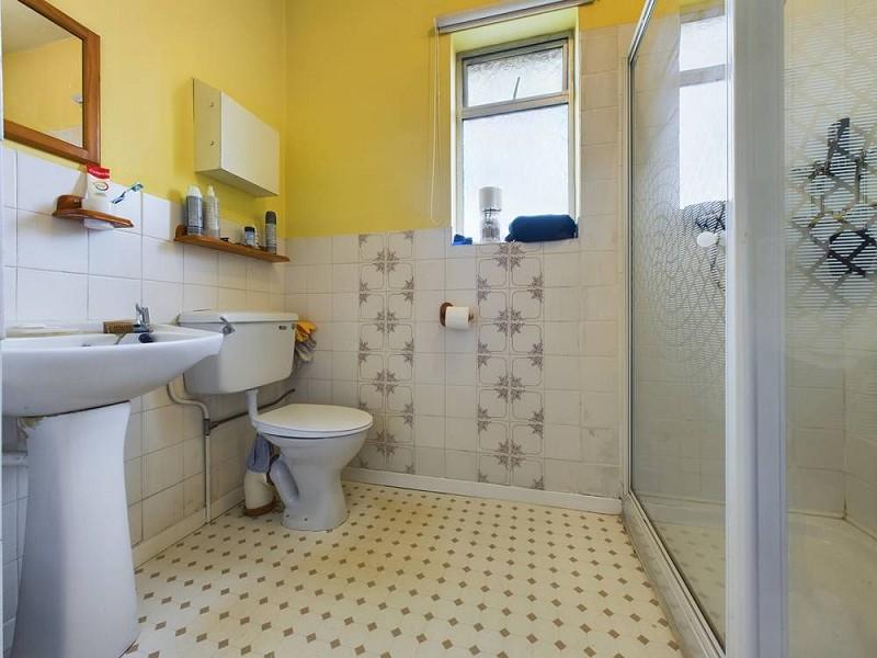 Shower/Utility Room