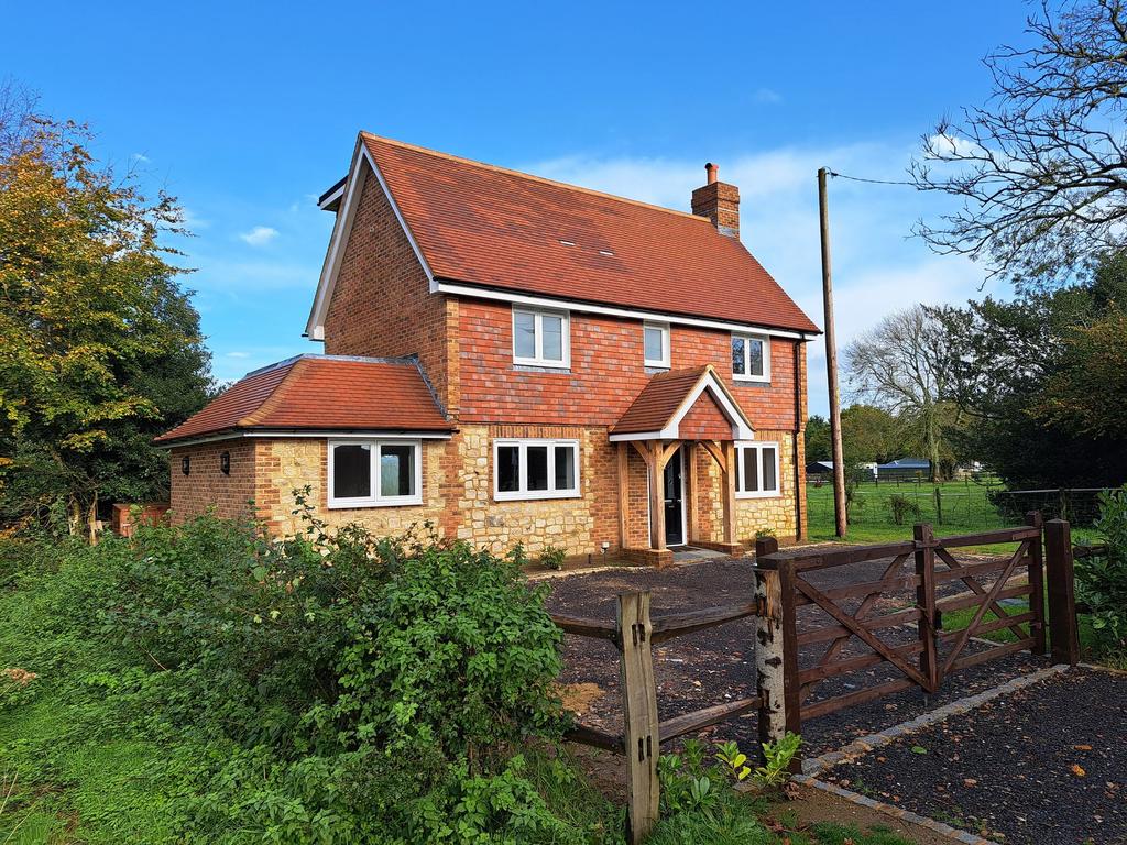 Petersfield Road, Monkwood, SO24 4 bed detached house for sale £1,100,000