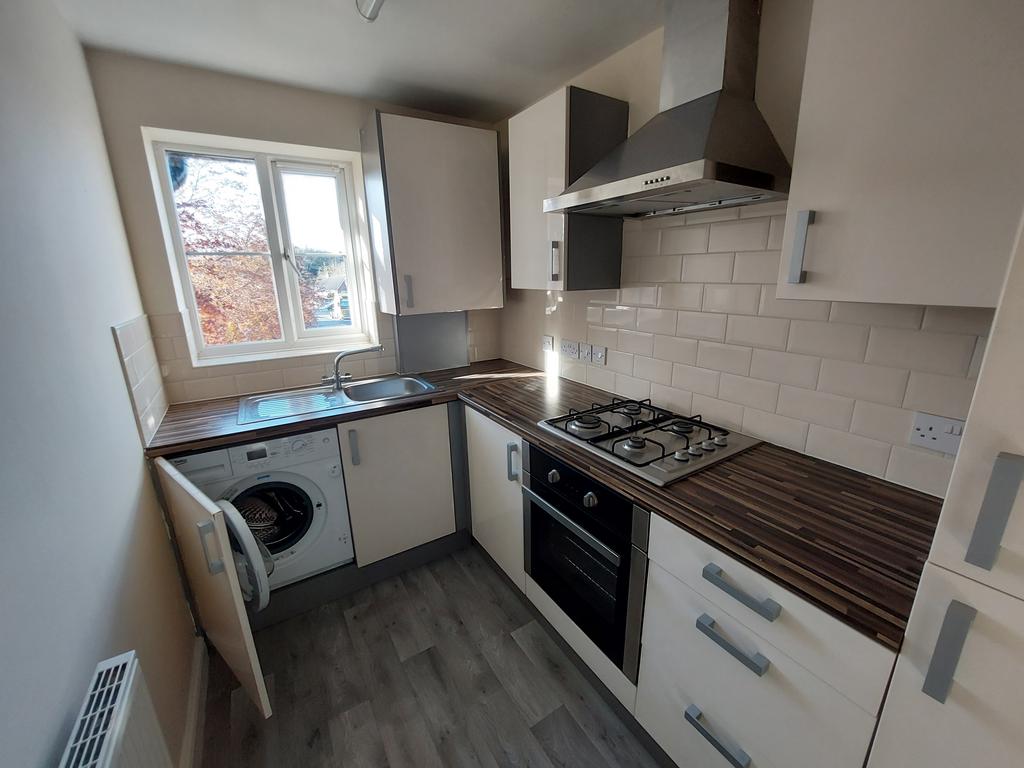 High Street, Maltby S66 2 bed apartment to rent £595 pcm (£137 pw)