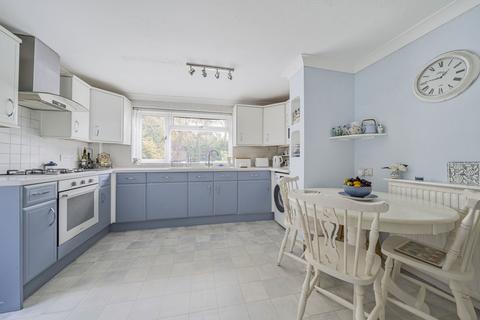 43 Burden Way, Guildford, GU2 9RB