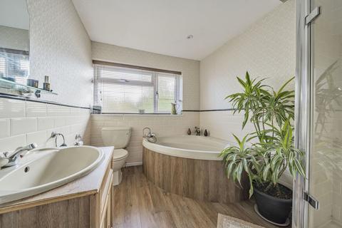 43 Burden Way, Guildford, GU2 9RB