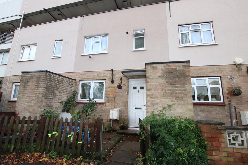 Moorfield Road, Enfield EN3 3 bed for sale £300,000