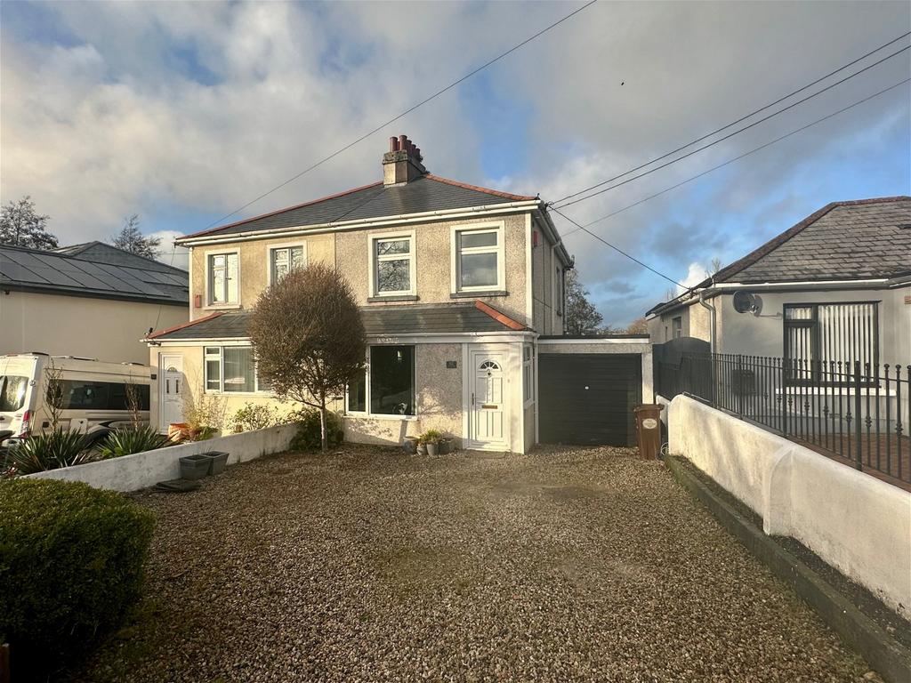 Liskeard Road, Saltash, PL12 4RH 3 bed semidetached house £280,000