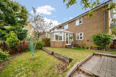 1 Albert Road, Bagshot, GU19 5QL